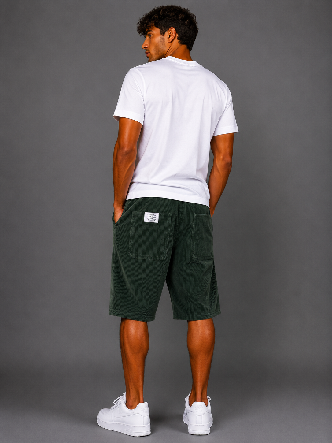 DENIS | PANTALONES CORTOS DE TERCIOPELO ELEGANTES