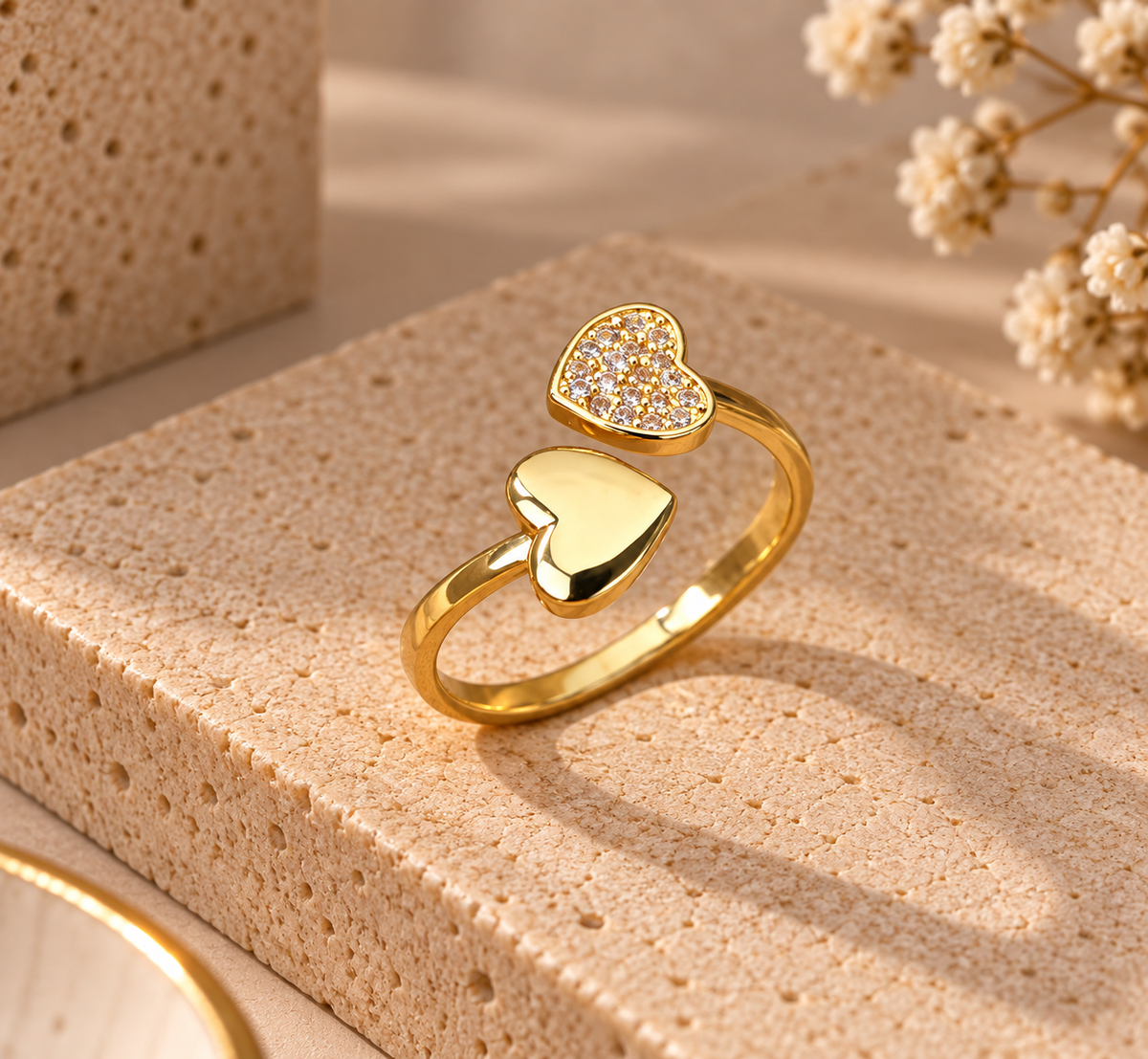 AMORA | ANILLOS DORADOS