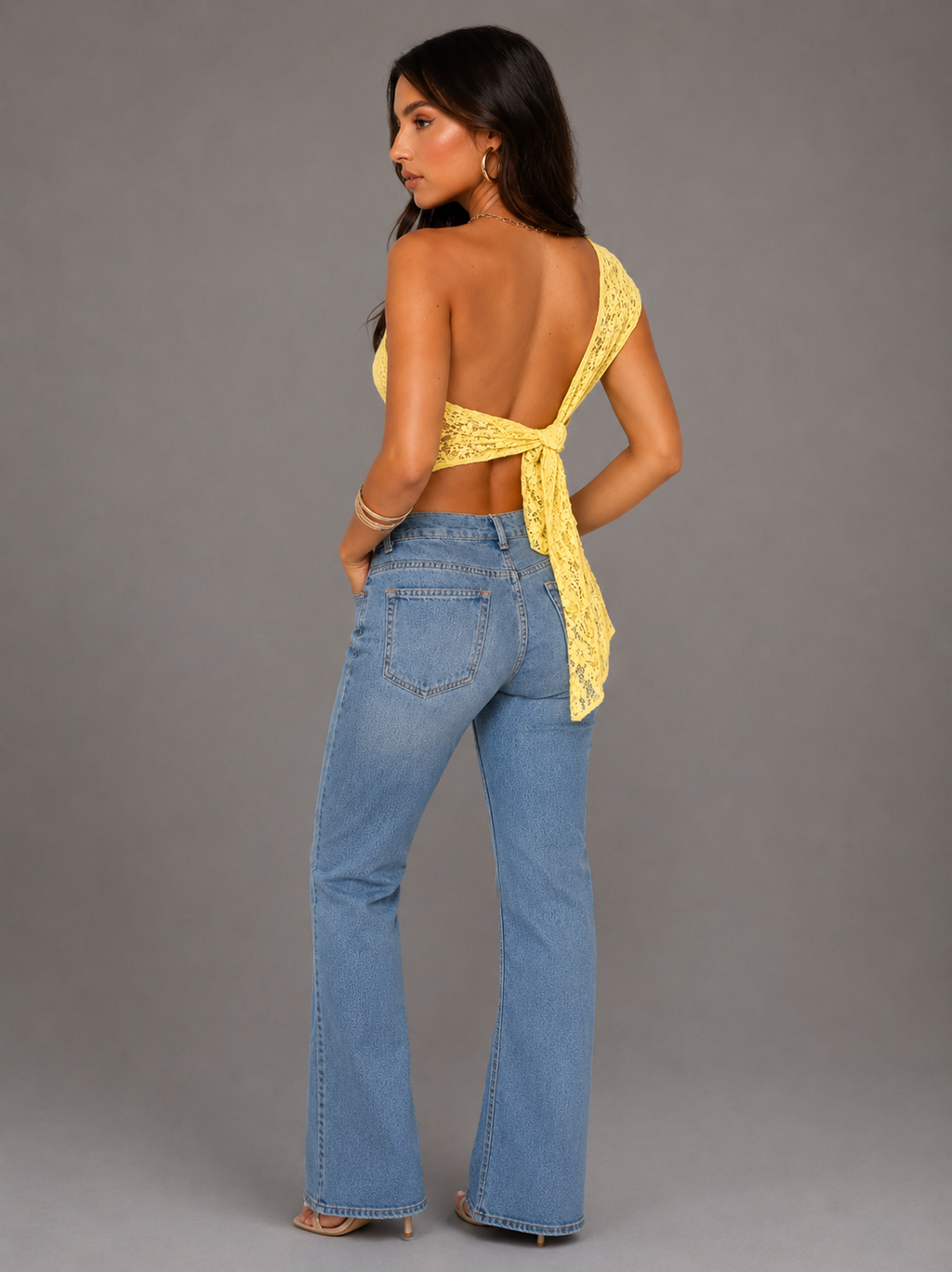 AITANA | TOP CON CUELLO EN V