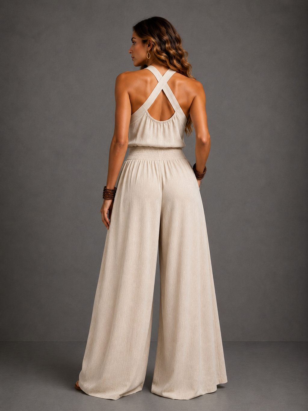 BLANCA | MONO FLUIDO CON ESCOTE CRUZADO ELEGANTE