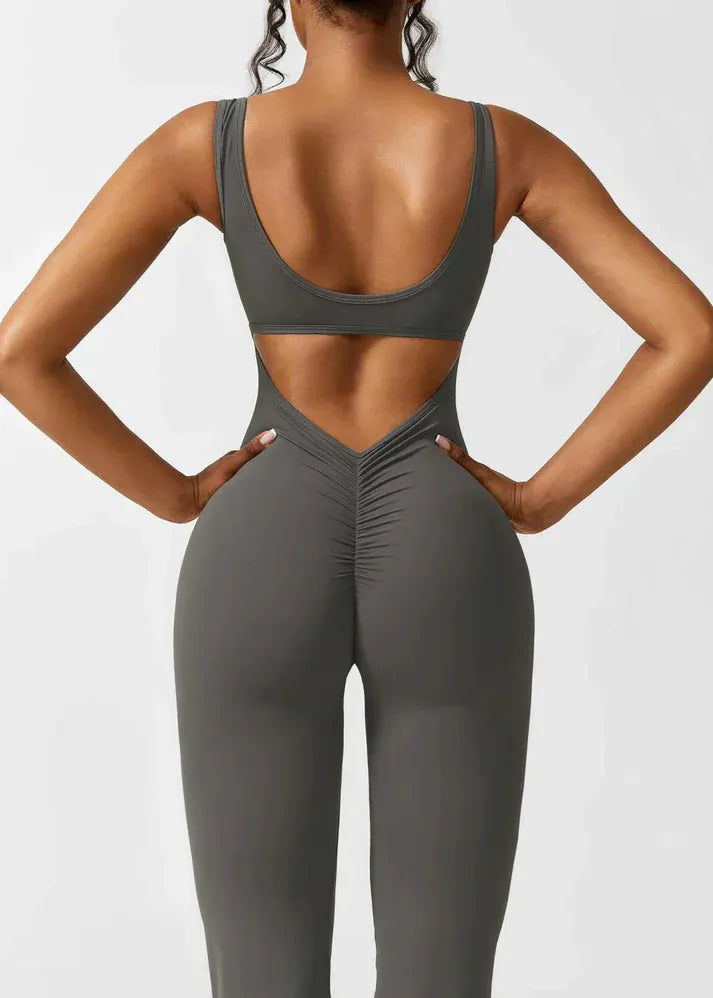 CARLA | CONJUNTO DEPORTIVO CON ESPALDA DESCUBIERTA
