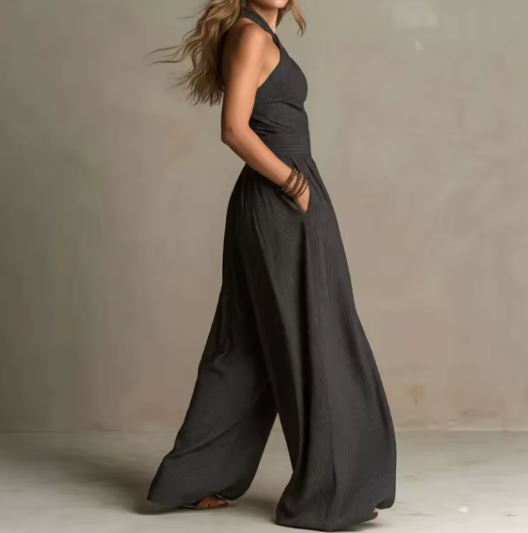 BLANCA | MONO FLUIDO CON ESCOTE CRUZADO ELEGANTE